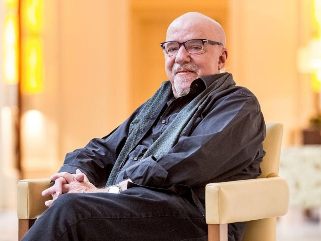 paulo coelho, escritor de o alquimista